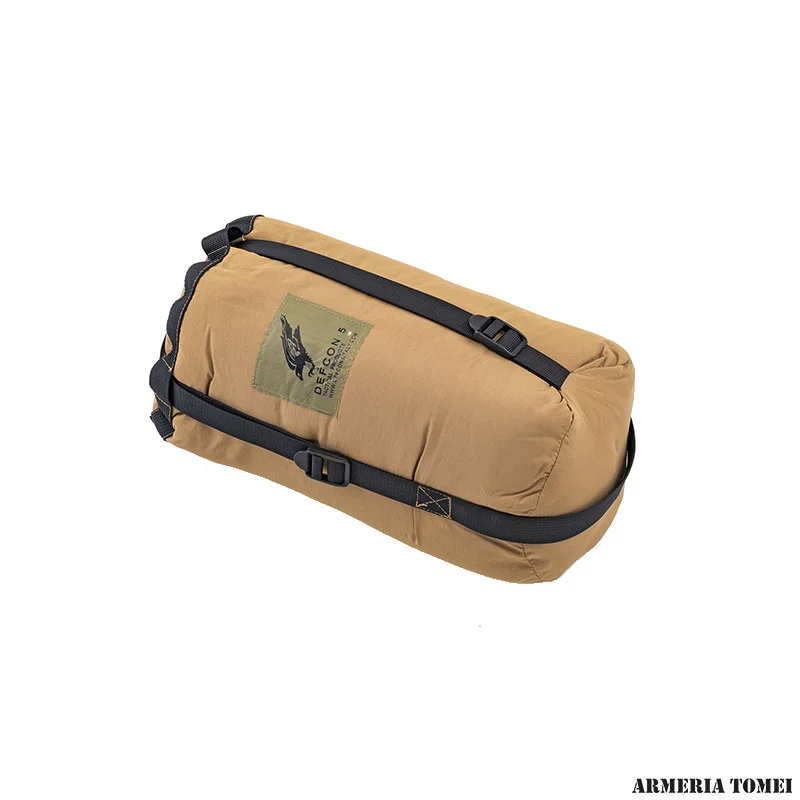 DEFCON 5 - GIACCA REVERSIBILE VEGETATO ITALIANO/TAN CON COMPRESSION BAG - immagine 4