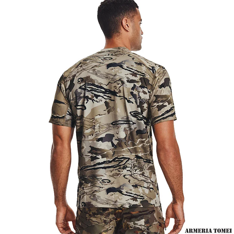 UNDER ARMOUR - UOMO - UA ISO-CHILL BRUSHLINE SS CAMO Barren Camo / Black-999 - immagine 4