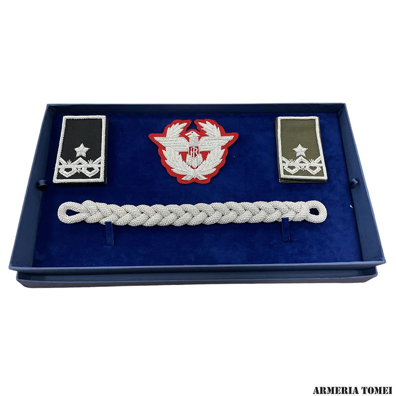 CONFEZIONE REGALO PER GENERALE DI BRIGATA ESERCITO