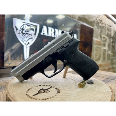 USATO - PISTOLA - SIG SAUER MOD. P229 cal. 40 S&W