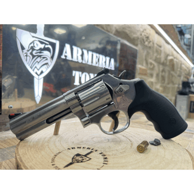 USATO - REVOLVER - SMITH & WESSON MOD. 686 4" cal. 357 Mag.