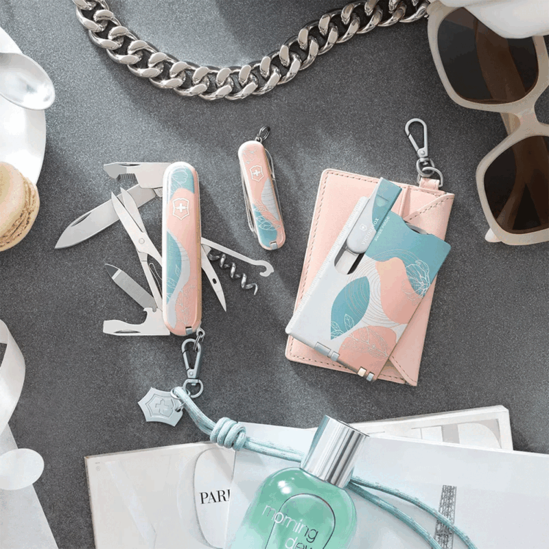 VICTORINOX - COMPANION & NECK CORD Paris Style - immagine 2