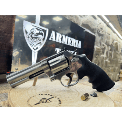 USATO - REVOLVER - SMITH & WESSON MOD. 686 4" cal. 357 Mag.