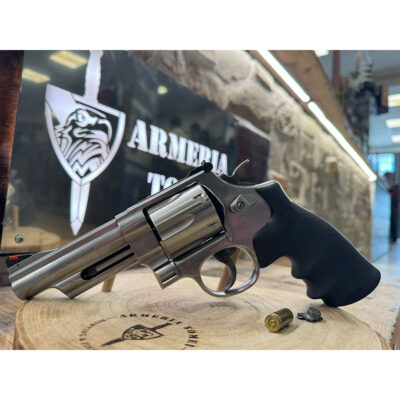 USATO - REVOLVER - SMITH & WESSON MOD. 629-5 4" cal. 44 Mag.