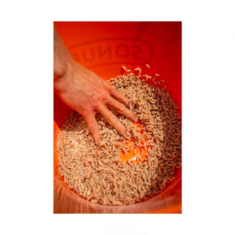 SONUBAITS - MAGGOT GLUE | COLLA PER VERMI | 300g - immagine 3