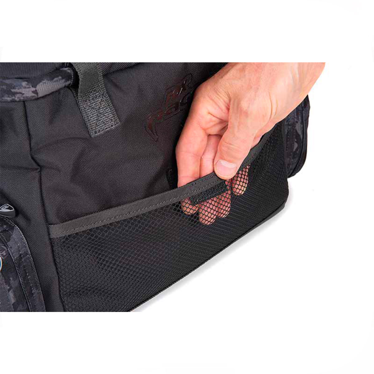 FOX RAGE - VOYAGER CAMO EDITION MEDIUM TACKLE BAG - immagine 11