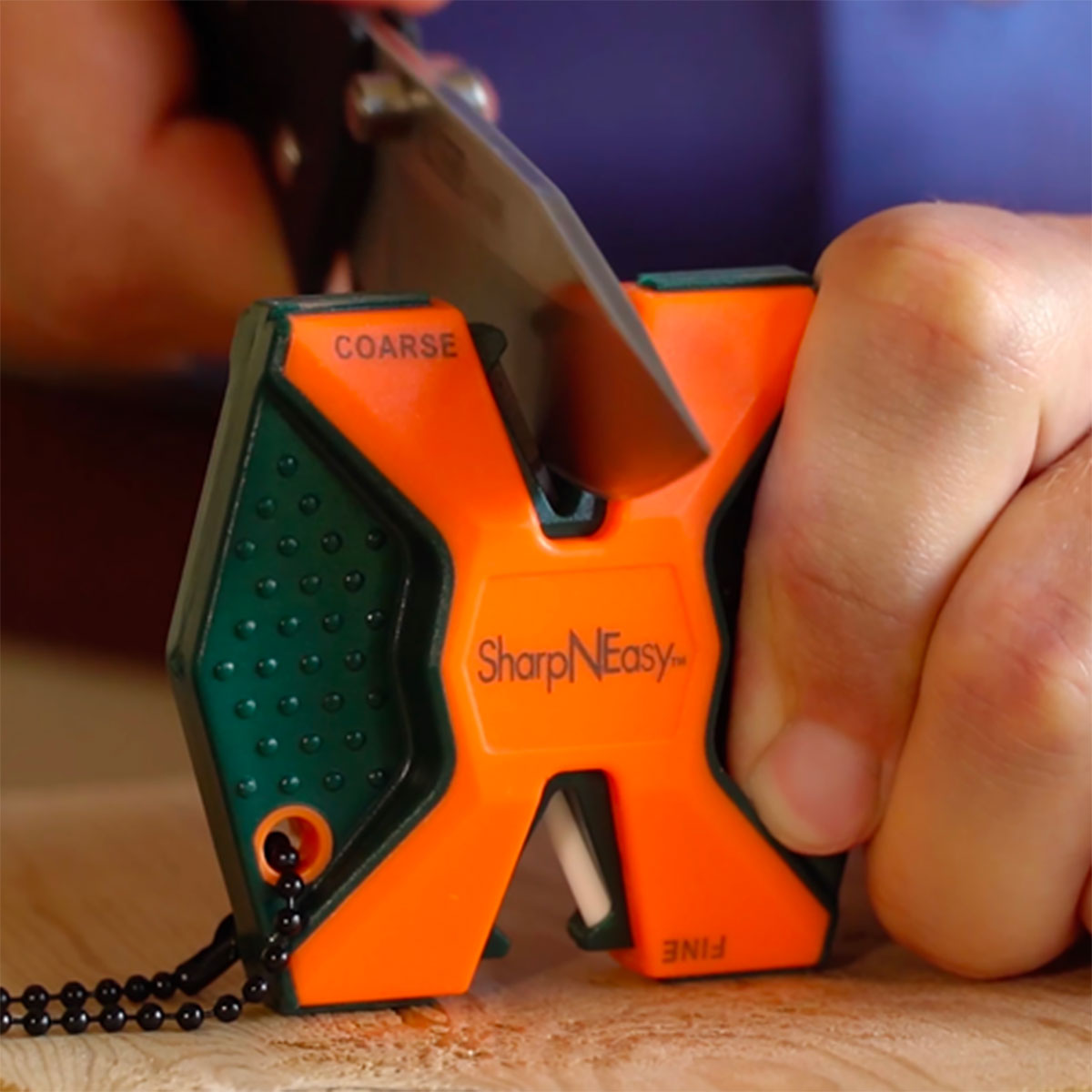 ACCUSHARP® - SharpNEasy® 2-Step Ceramic | KNIFE SHARPENER | AFFILATORE - immagine 2